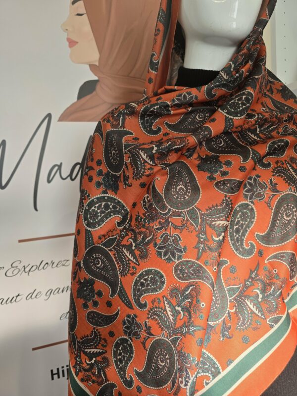 Hijab à motif 119