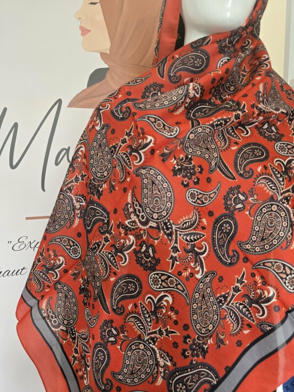 Hijab à motif 118