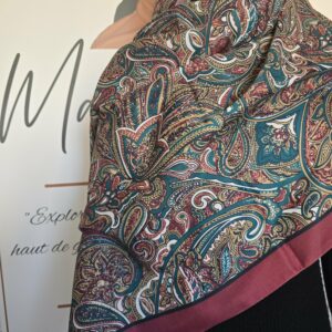 Hijab à motif 110