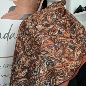 Hijab à motif 102