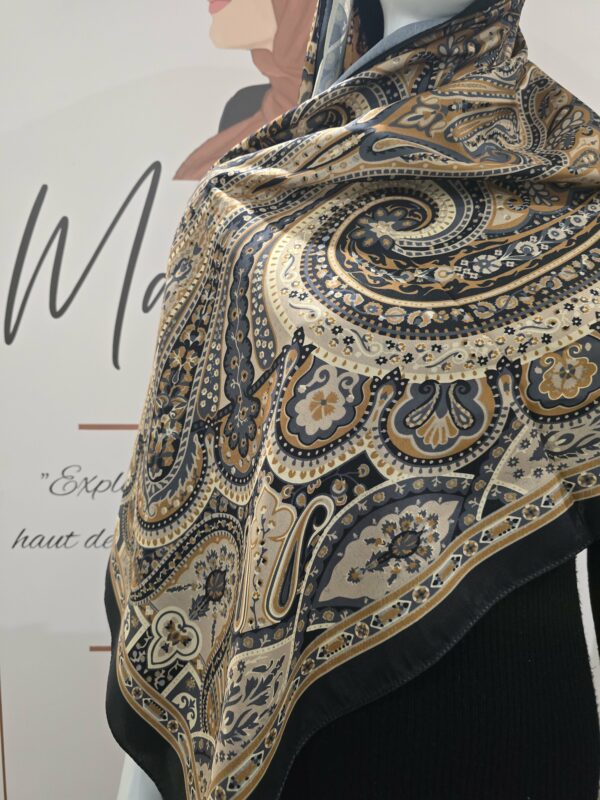Hijab à motif 07
