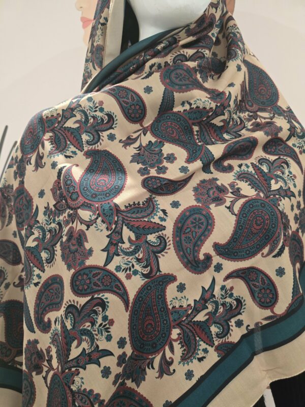 Hijab à motif 123
