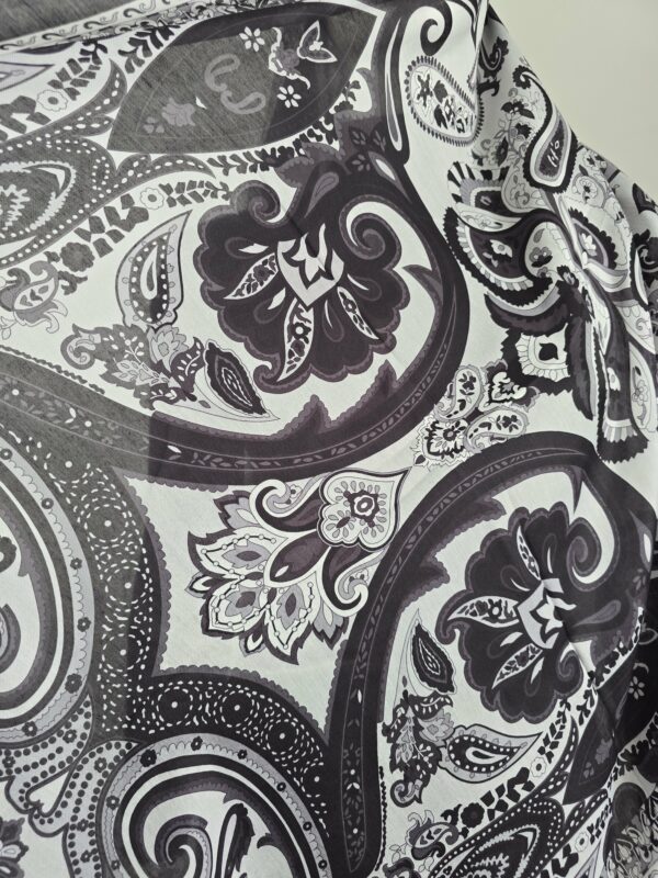 Hijab à motif 117 – Image 2