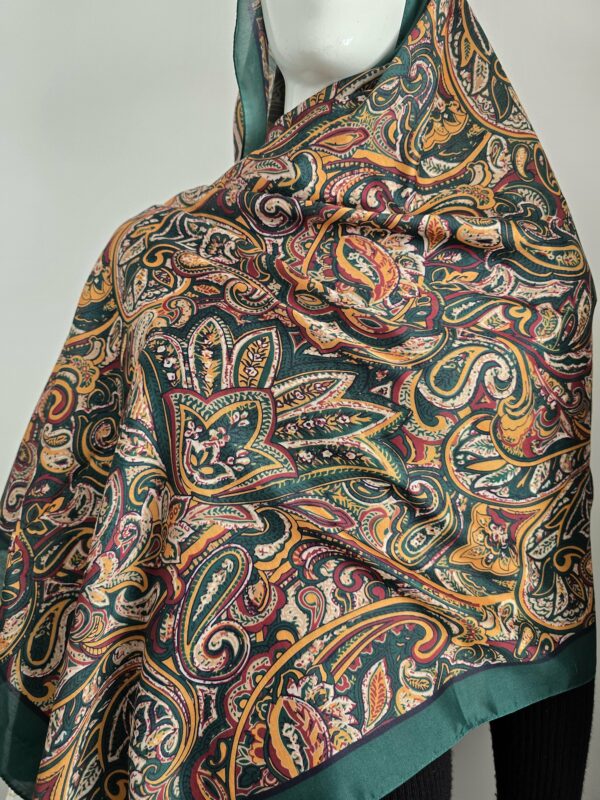 Hijab à motif 109