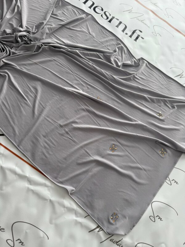 Jersey premium à strass gris – Image 3
