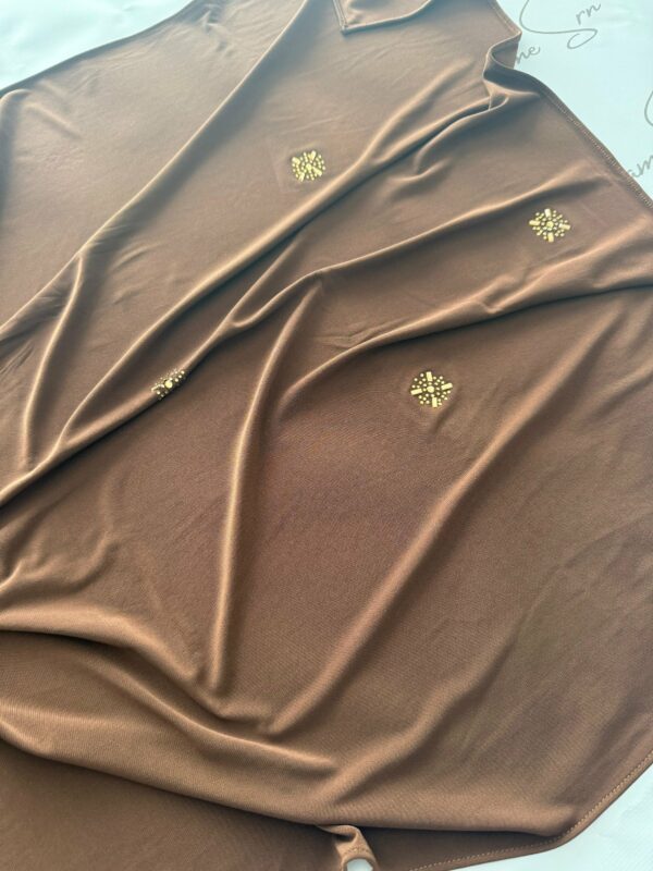 Jersey premium à strass marron – Image 2