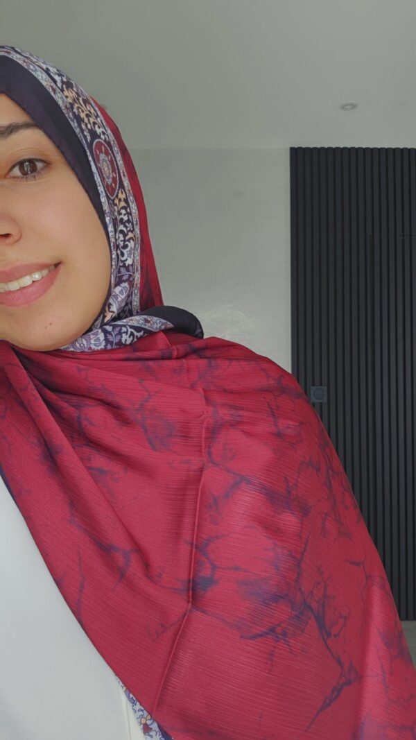 Hijab à motifs satinée - 141